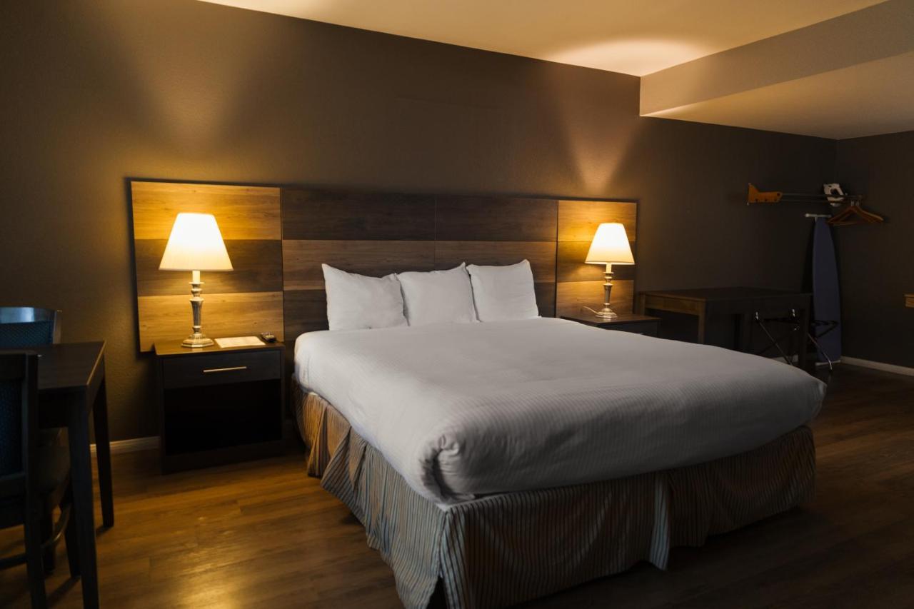 Cozy Inn คอสตาเมซา ภายนอก รูปภาพ