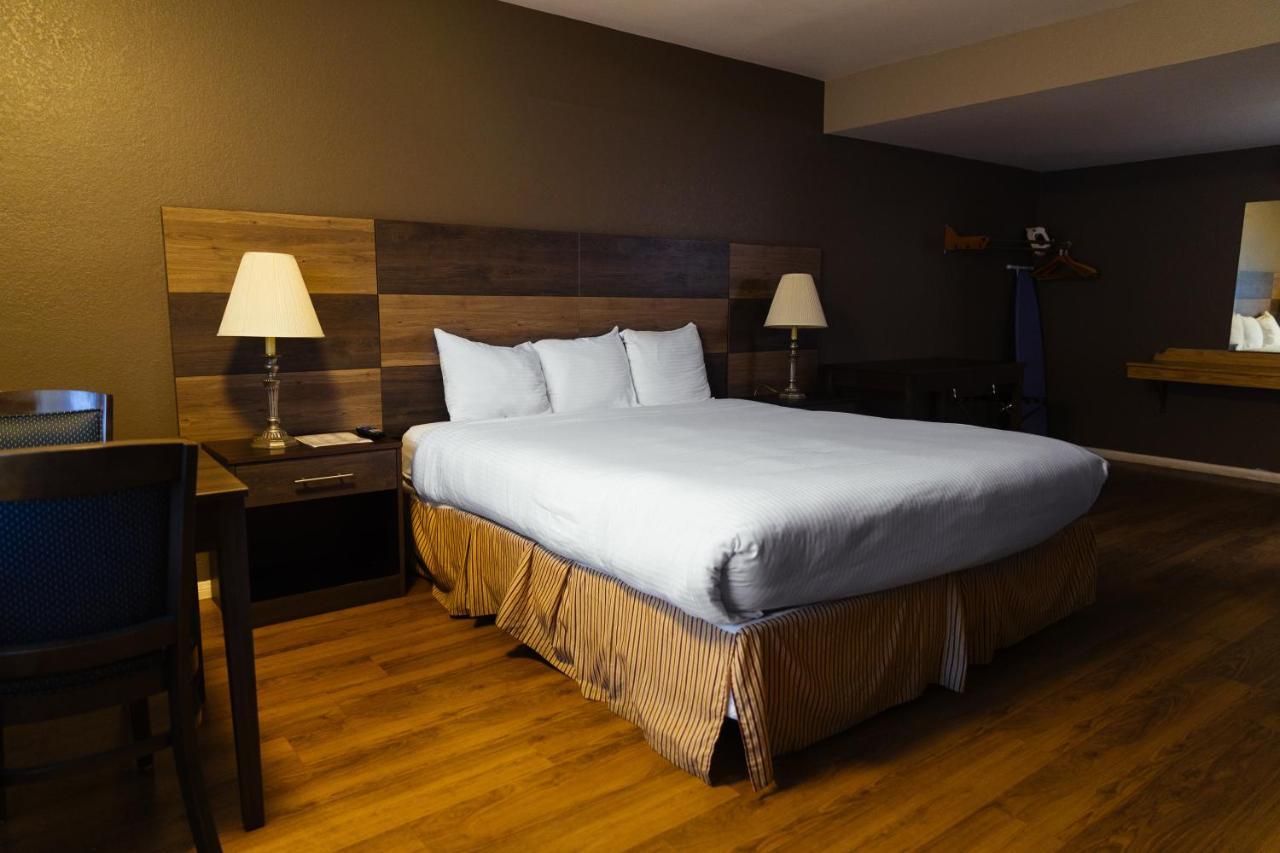 Cozy Inn คอสตาเมซา ภายนอก รูปภาพ